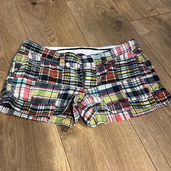 American eagle hotsell patchwork shorts